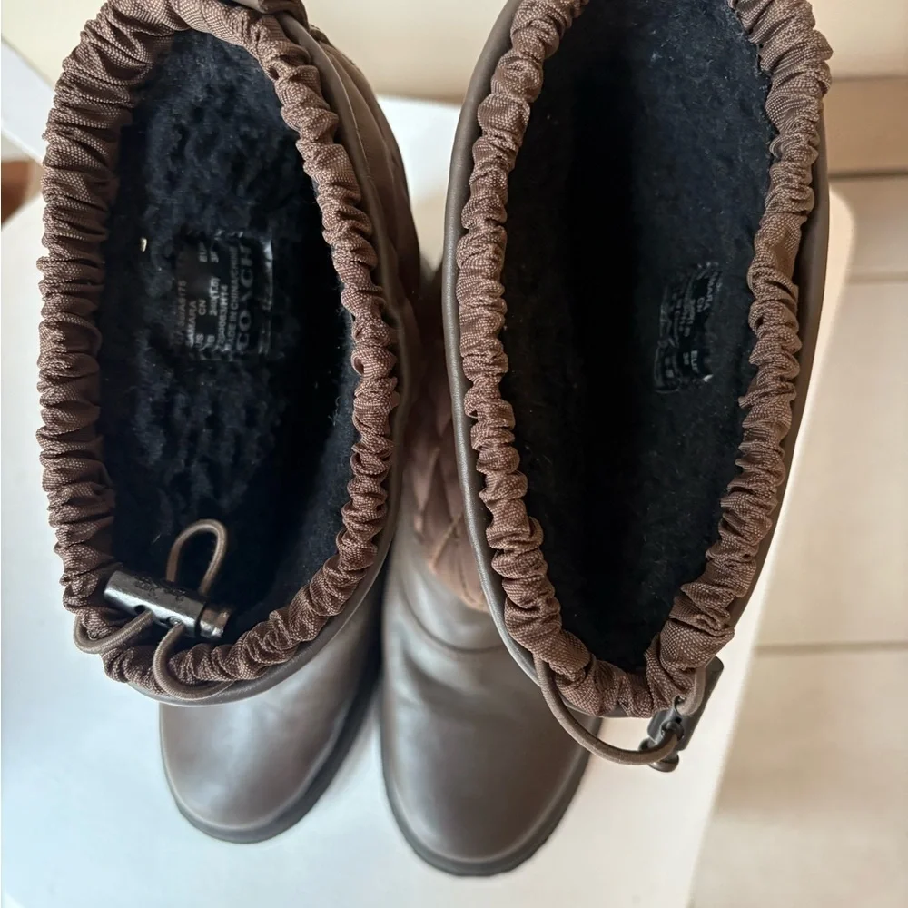 Coach Winter Boots | Quilted Weatherproof | Leather | Gorpcore Women’s Size 8